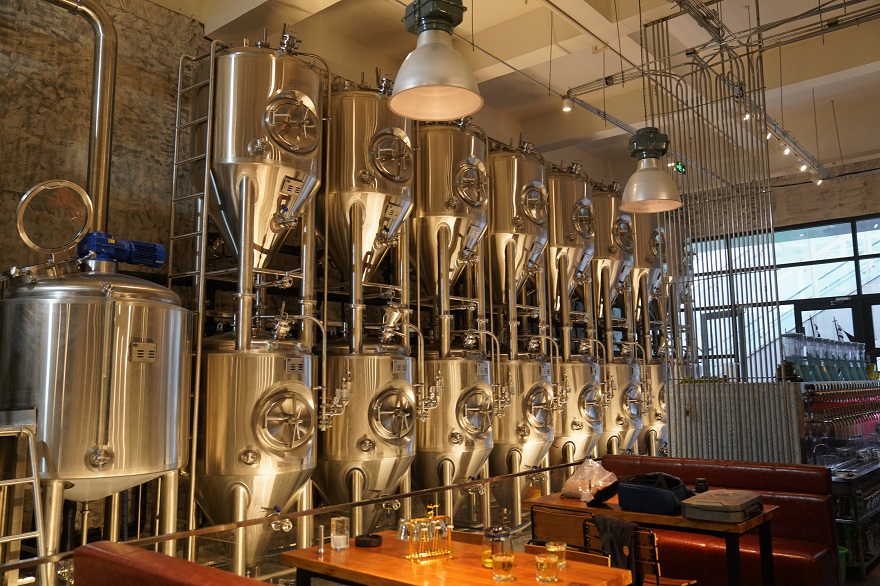 精釀<a href=http://m.yangbailao.com/ target=_blank class=infotextkey>啤酒設備</a>,啤酒廠設備,開辦啤酒廠,離心機