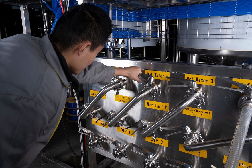 精釀啤酒設(shè)備,啤酒廠設(shè)備,閥門