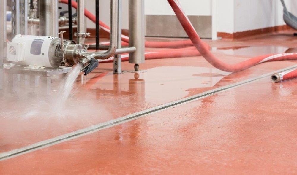 新的啤酒設備到位，使用前要如何清洗？