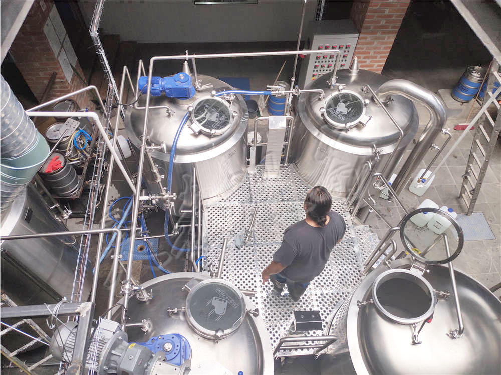 精釀啤酒設(shè)備釀酒時(shí)的糧食搭配方法